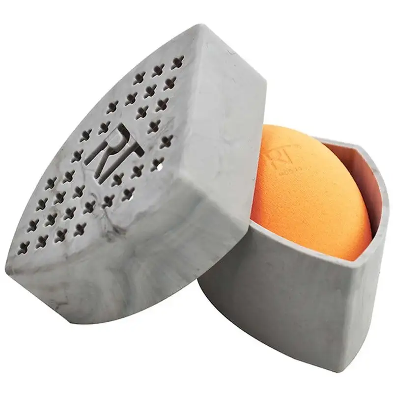 Real Techniques Premium Sponge Case 3 Real Techniques Premium Sponge Case