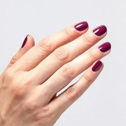 OPI Infinite Shine Feelin’ Berry Glam Red 7 OPI Infinite Shine Feelin’ Berry Glam Red -Øyne butikk X 110794