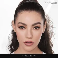 Anastasia Beverly Hills Dipbrow Pomade Auburn 9 Anastasia Beverly Hills Dipbrow Pomade Auburn -Øyne butikk X 57910
