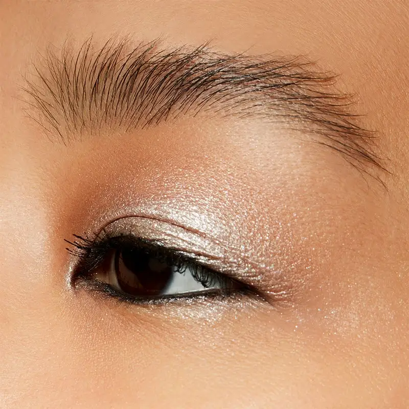 MAC Cosmetics Dazzleshadow Eyeshadow She Sparkles 3 MAC Cosmetics Dazzleshadow Eyeshadow She Sparkles