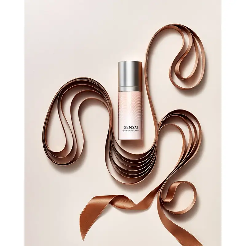 Sensai Total Lip Treatment 15 Ml 4 Sensai Total Lip Treatment 15 Ml - Bilde 2