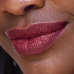 Jane Iredale Beyond Matte™ Lip Stain Captivate -Øyne butikk Y 111830