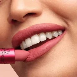 MAC Cosmetics Lipstick Emea Viva Glam Bhumi Pednekar 3 G 7 MAC Cosmetics Lipstick Emea Viva Glam Bhumi Pednekar 3 G -Øyne butikk Y 113044