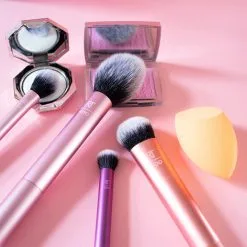 Real Techniques Everyday Essentials 8 Real Techniques Everyday Essentials -Øyne butikk Y 55487